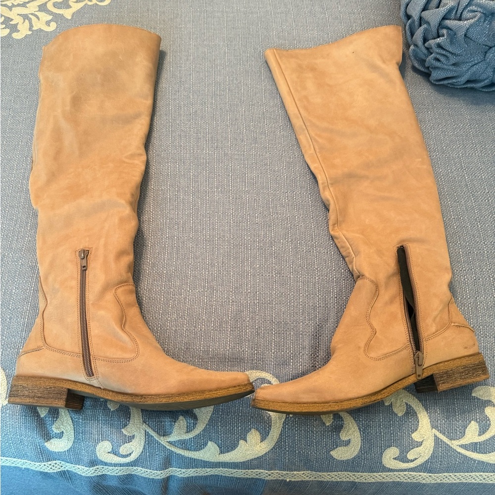 Chic Tan Over the Knee Boots. Free Birds.